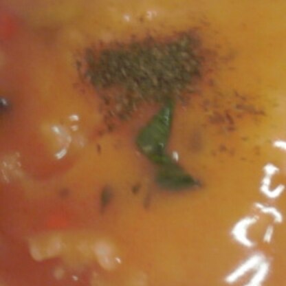 トマト味のクリームスープで作ったよ＾＾ひとりランチにオシャレなリゾット食べれてオシャレ～＾＾美味しかったで～す＾＾